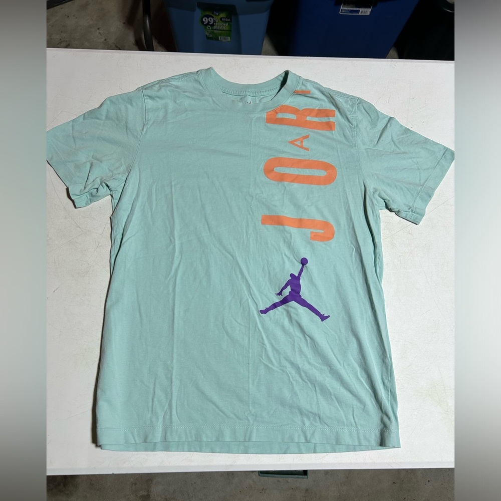 NIKE AIR JORDAN STRETCH CREW TEE LIGHT DEW SIZE MEDIUM
